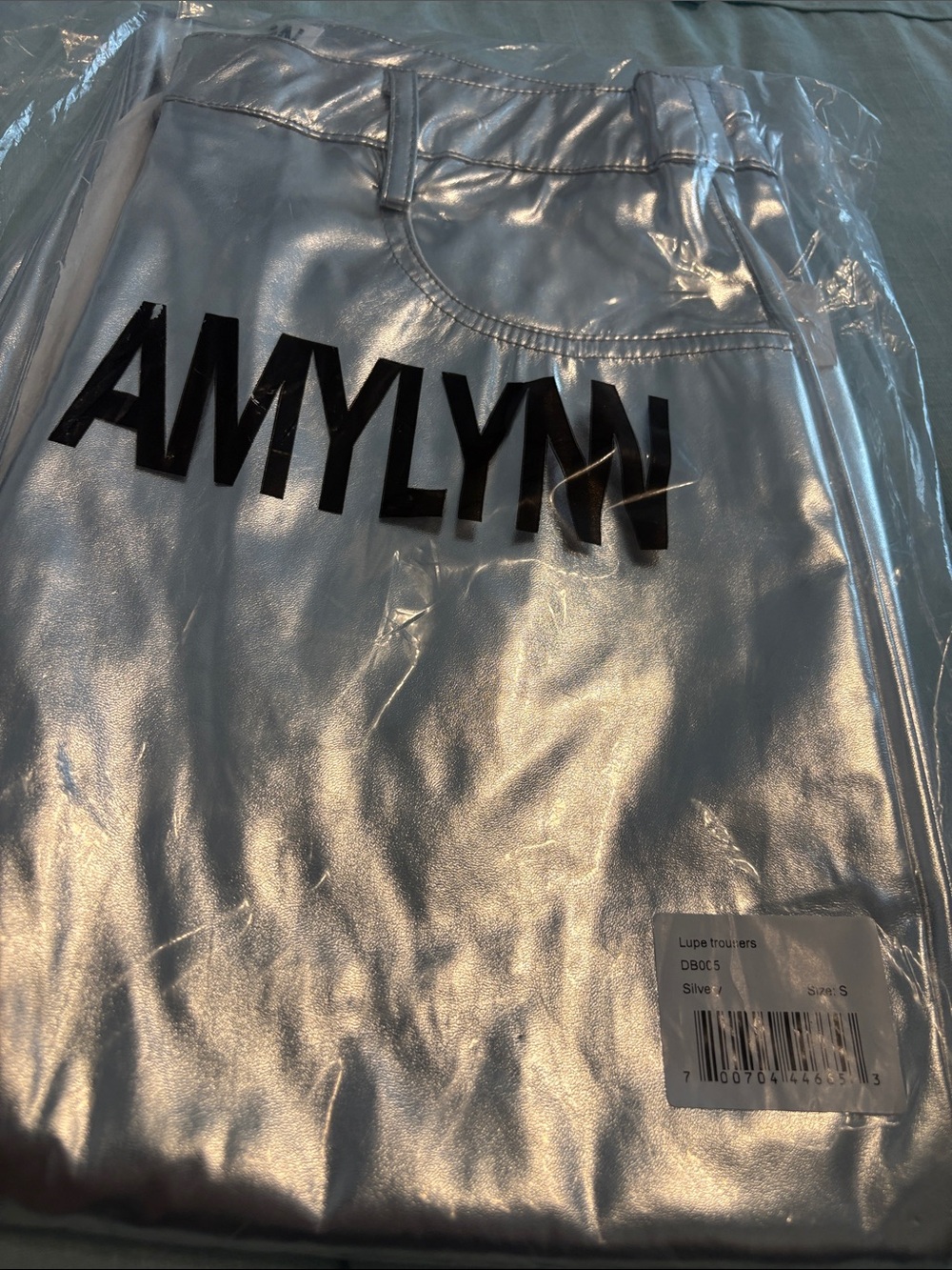 Amylynn  Silver High-Waist Straight Leg Women's Jeans small